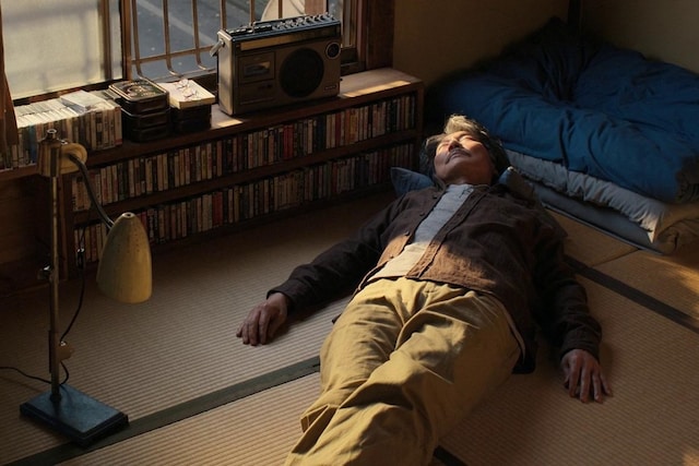 Perfect Days (2023)